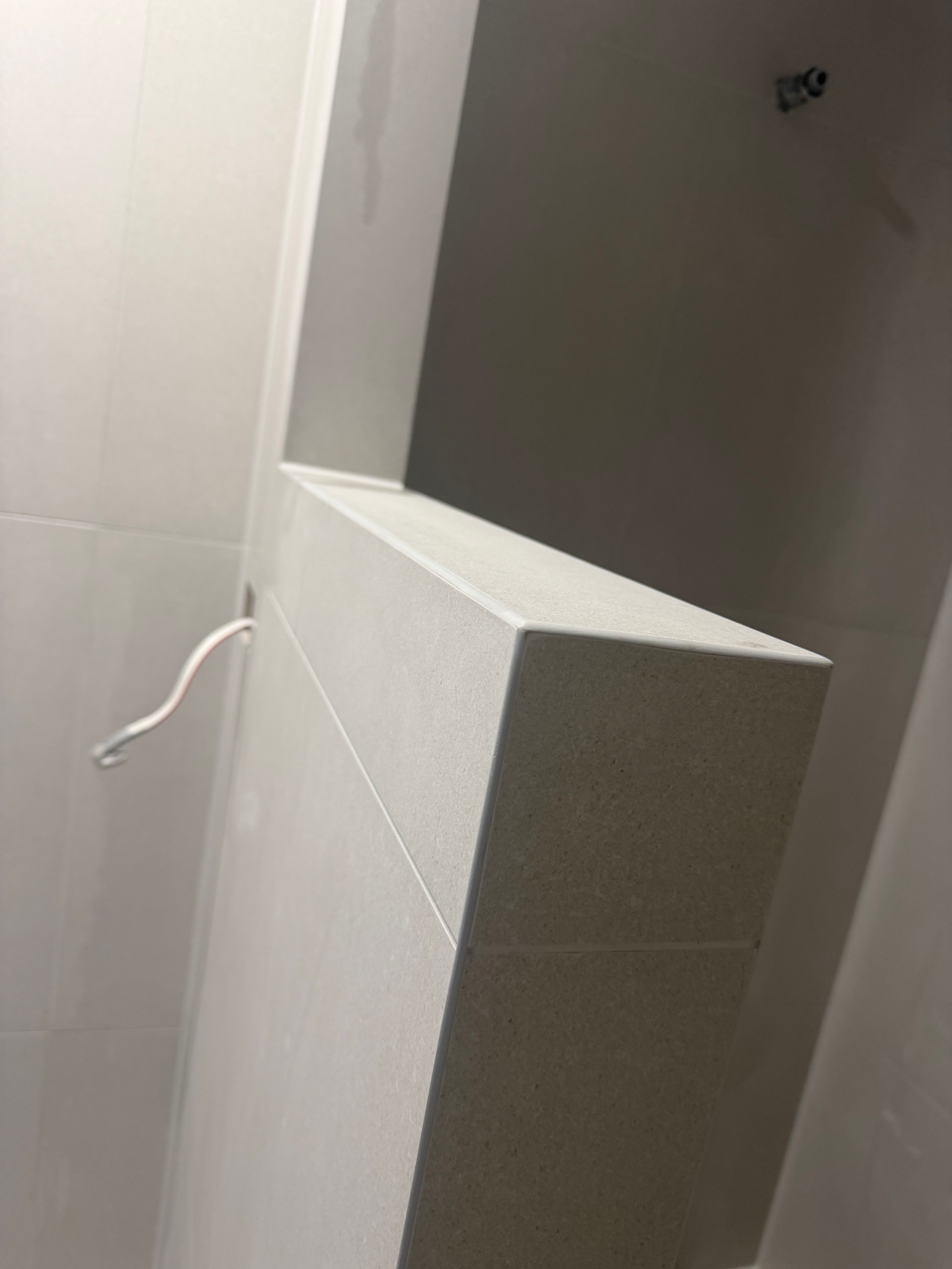Mitred hob corner — Noosa Heads