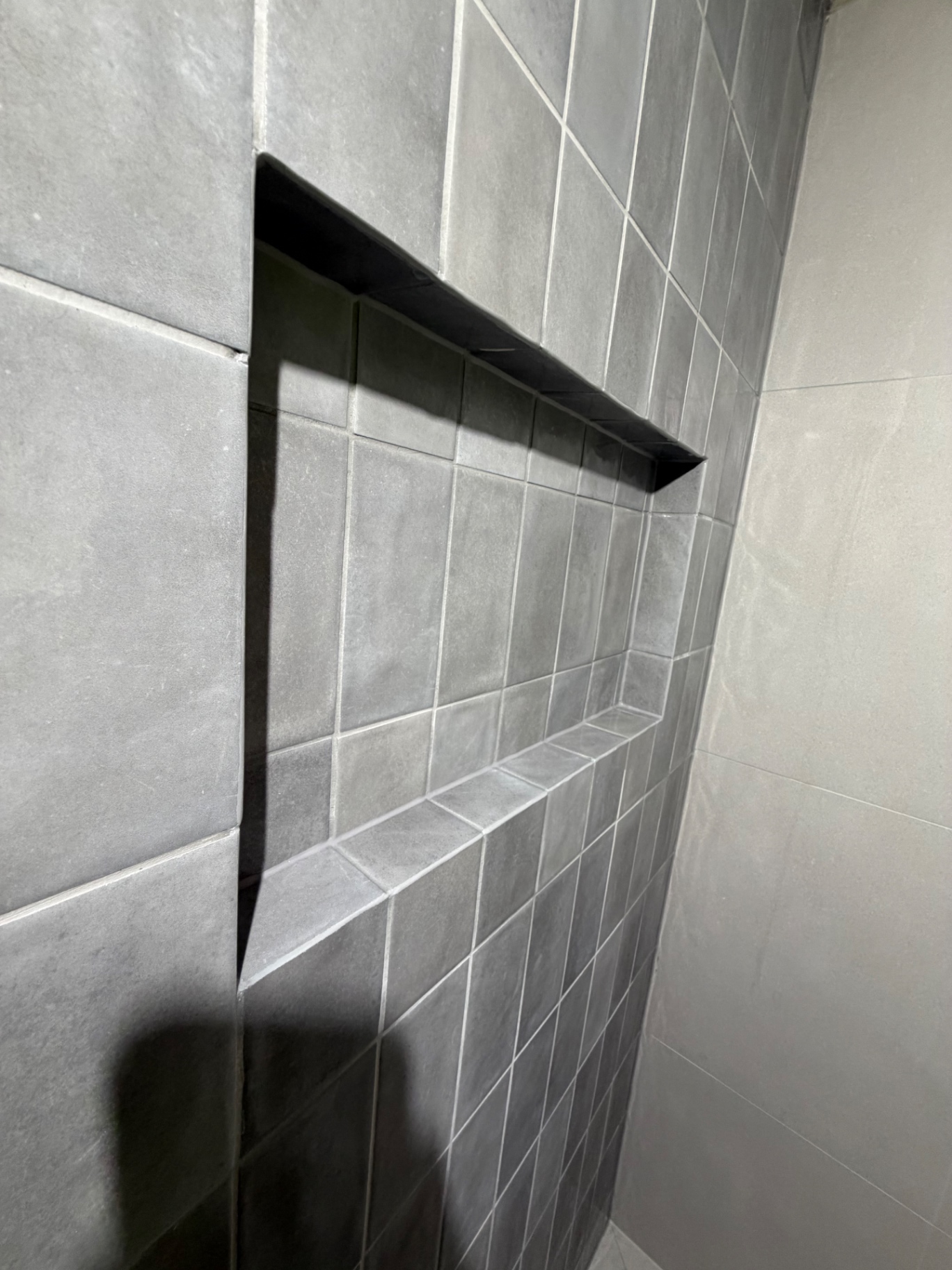 CUSTOM MITRED NICHES
